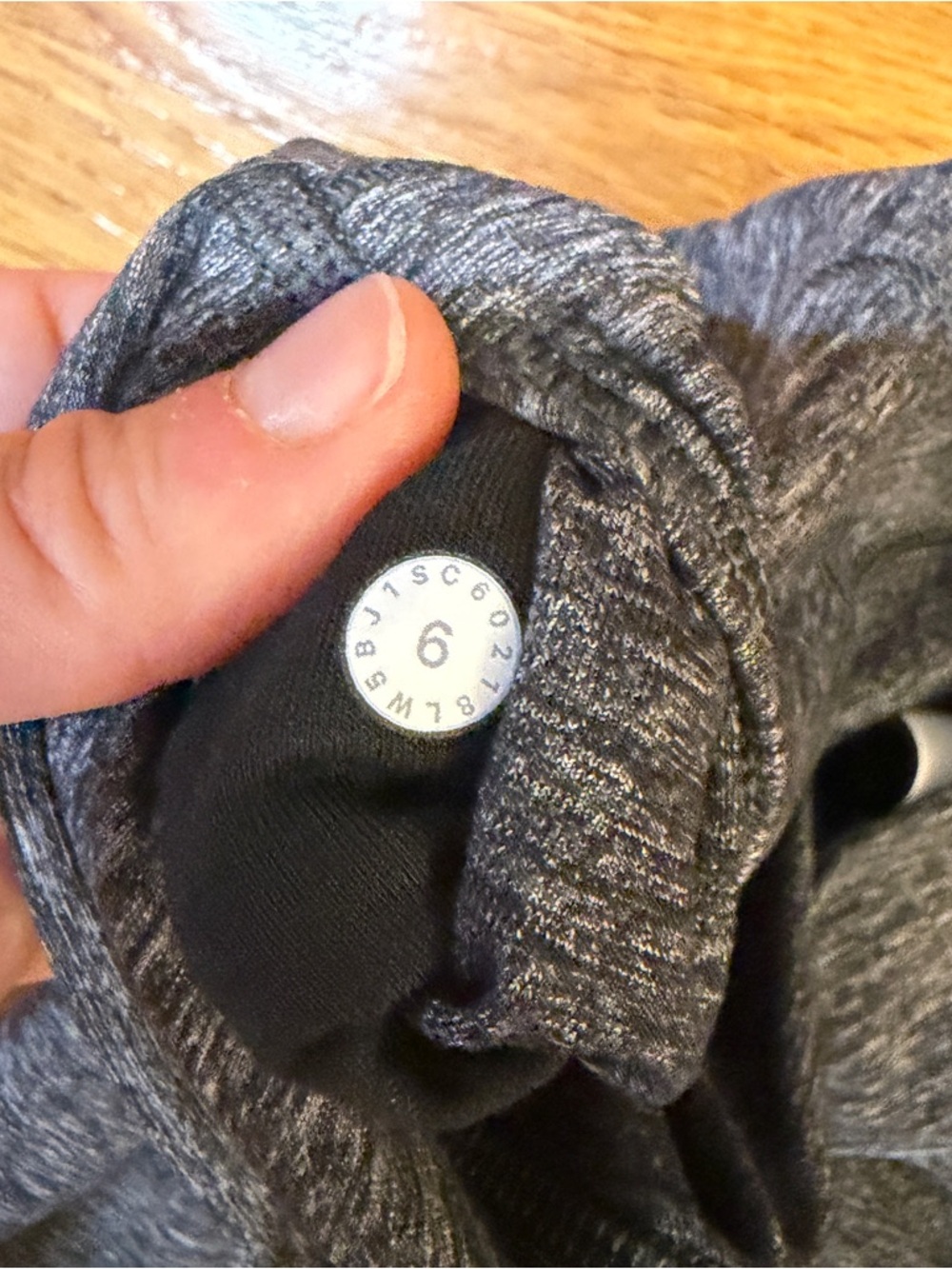 Lululemon High Times Pant 7/8 in the color Heathered Black/Gray - Size 6 - Picture 5 of 7